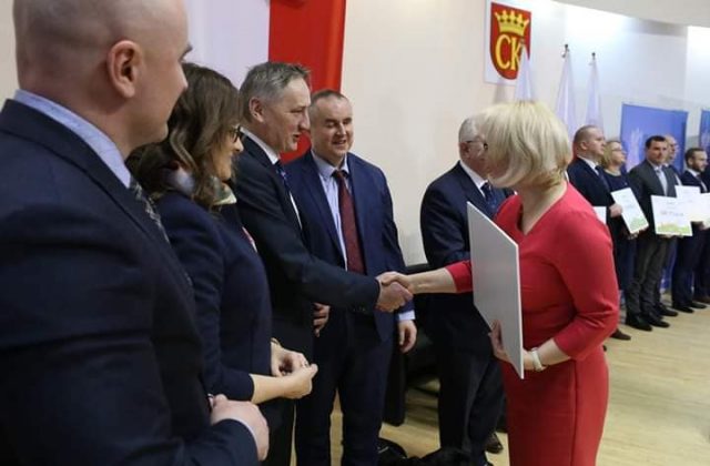 84611260_2714841545218390_26980400437919744_n