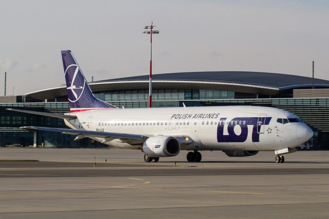 samolot_,lH99nrGbpmmEqb2FZaA