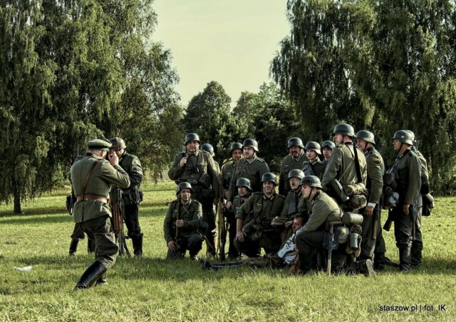 155-_9110452-0-1600x1132