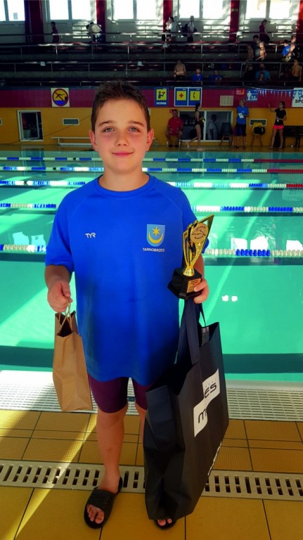 uks_delfin,lH99nrGbpmmEqb2FZaA