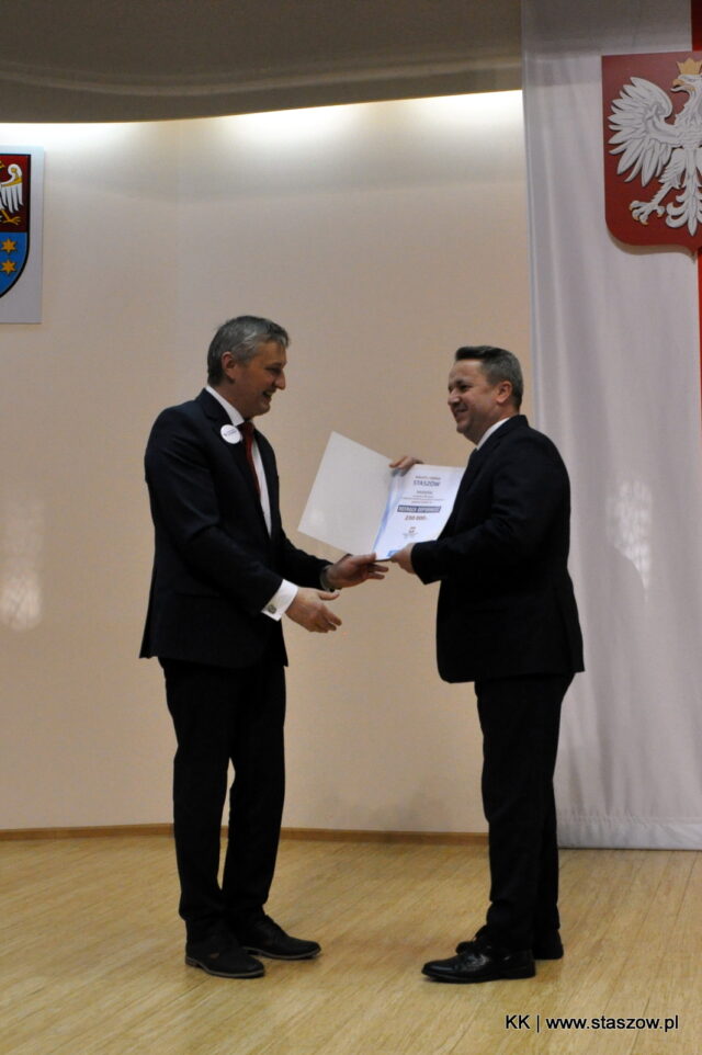 DSC_4900-0-1065x1600