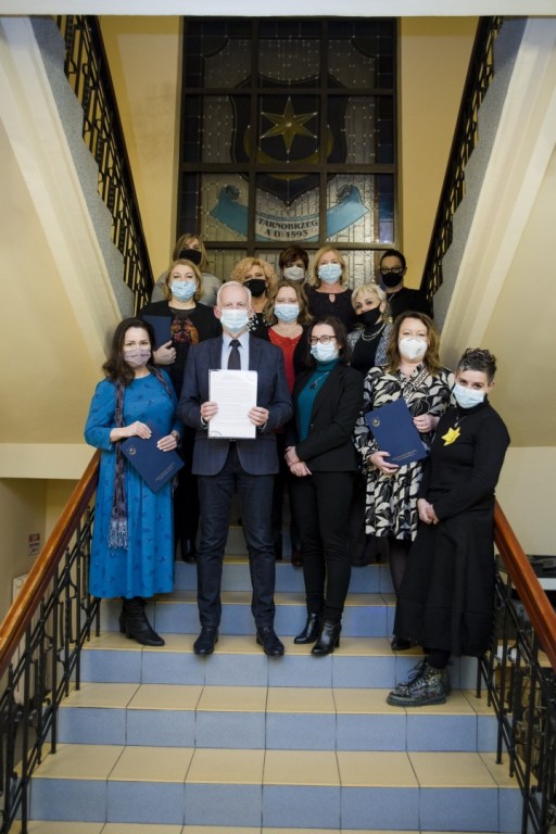 img_1106s1_resize,lH99nrGbpmmEqb2FZaA