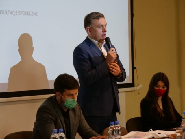 P2544400-scaled-e1645007557595