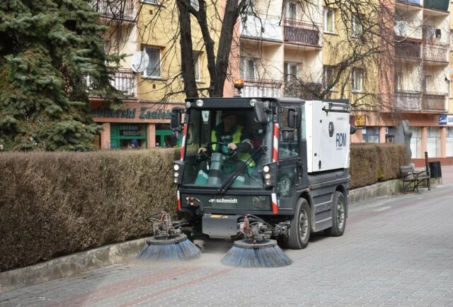 zamiatarki-1-1,lH99nrGbpmmEqb2FZaA