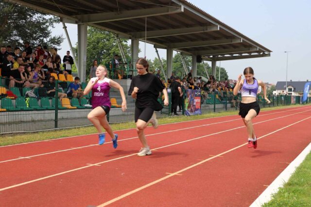 IMG_8717-0-1600x1067_11zon