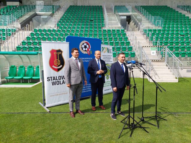 20220830_120325-scaled_11zon