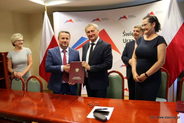 IMG_0520-0-1600x1067_11zon